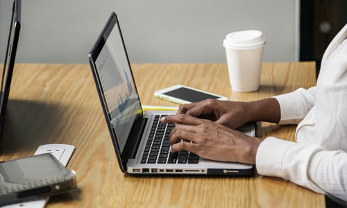 Die-3-größten-Rollen-von-Computern-im-Sport-Computer-benutzen